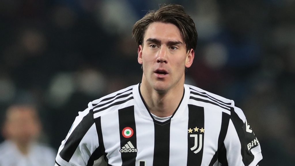 Tiền đạo Juventus tiềm năng hàng đầu hiện nay Dusan Vlahovic 8 Tiền đạo Juventus - Dusan Vlahovic