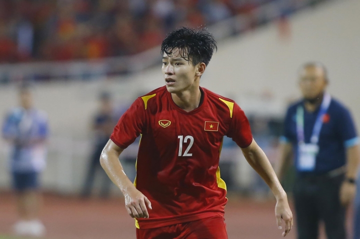 Cầu thủ số 12 của U23 Việt Nam - Phan Tuấn Tài 9 Cầu thủ số 12 của U23 Việt Nam - Phan Tuấn Tài
