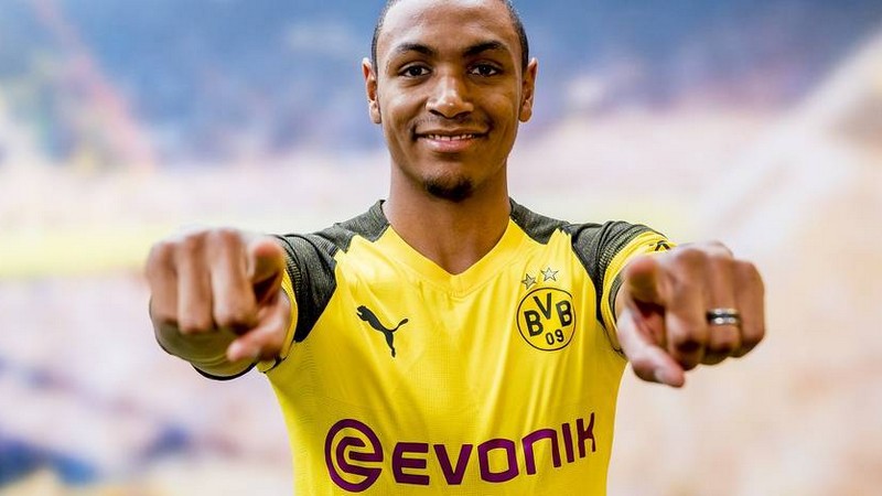 Abdou Diallo là cầu thủ Dortmund được PPSG chiêu mộ Abdou Diallo là cầu thủ Dortmund được PPSG chiêu mộ