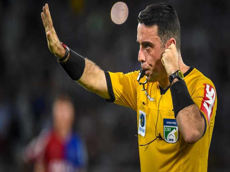 Trọng tài FIFA và tất cả những gì bạn cần biết 4 Trọng tài FIFA và tất cả những gì bạn cần biết