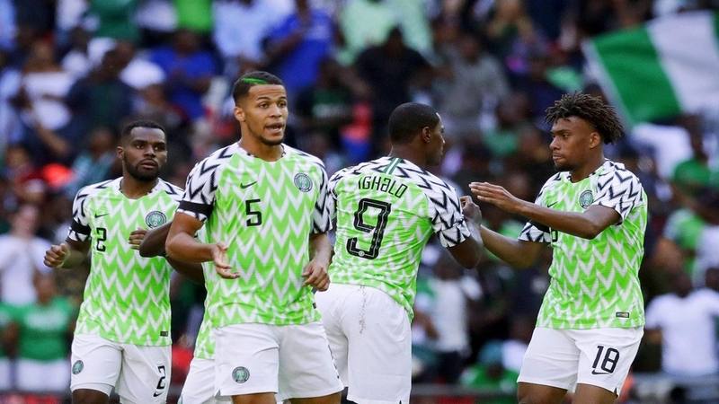 Bóng đá Nigeria vẫn luôn ấn tượng theo cách riêng của họ Bóng đá Nigeria vẫn luôn ấn tượng theo cách riêng của họ