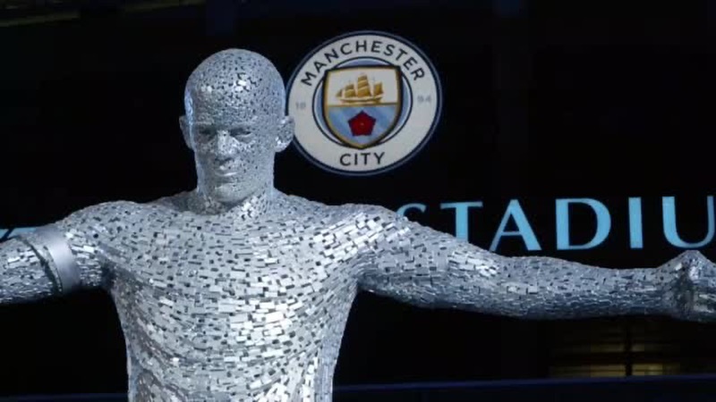 Huấn luyện viên Vincent Kompany là một huyền thoại Huấn luyện viên Vincent Kompany là một huyền thoại