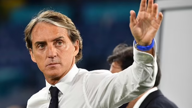 Huấn luyện viên Roberto Mancini - Sự lịch lãm mang đến dấu ấn trong bóng đá 10 Huấn luyện viên Roberto Mancini - Sự lịch lãm mang đến dấu ấn trong bóng đá