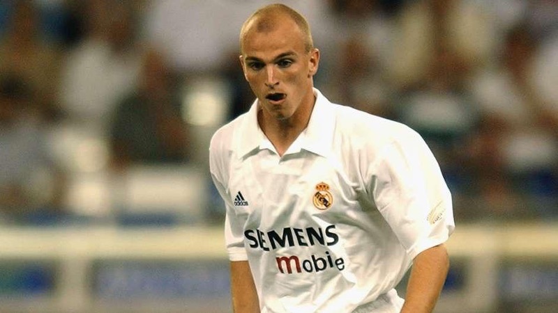 Có lẽ khá bất ngờ khi mà cầu thủ Esteban Cambiasso từng là cầu thủ của Real Madrid Có lẽ khá bất ngờ khi mà cầu thủ Esteban Cambiasso từng là cầu thủ của Real Madrid