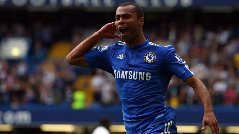 Cầu thủ Ashley Cole - Gã trai hư đi vào ngọn đền huyền thoại 9 Cầu thủ Ashley Cole - Gã trai hư đi vào ngọn đền huyền thoại