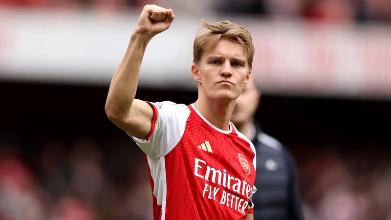 Nhưng may mắn khi anh được đến với Arsenal Nhưng may mắn khi anh được đến với Arsenal
